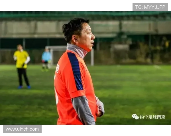 南京足球队实力分析与发展前景探讨及其在国内联赛中的竞争力评估 南京足球队实力分析与发展前景探讨及其在国内联赛中的竞争力评估