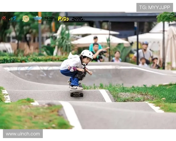 成都滑板队在世界滑板锦标赛中的战术表现分析与点评 成都滑板队在世界滑板锦标赛中的战术表现分析与点评