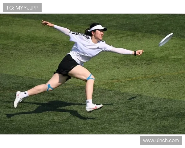 西安飞盘队在攀岩联赛中以64分稳居榜首展现强劲实力