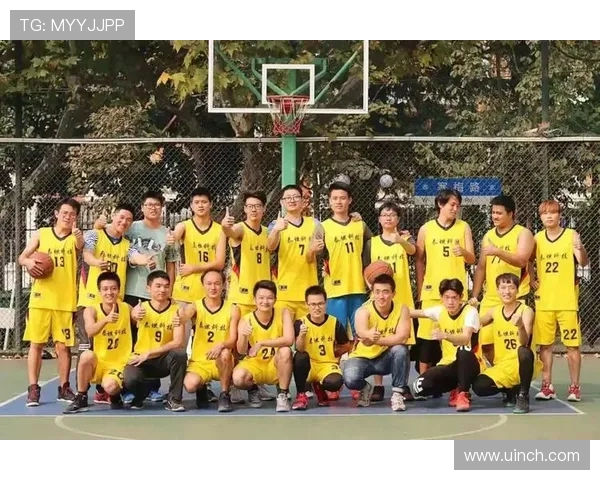 赛后分析：杭州篮球队与南京篮球队的默契配合与战术执行探讨