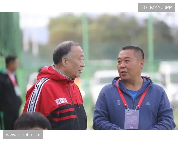 赛后复盘：深入剖析上海足球队与武汉足球队的战术对决与表现