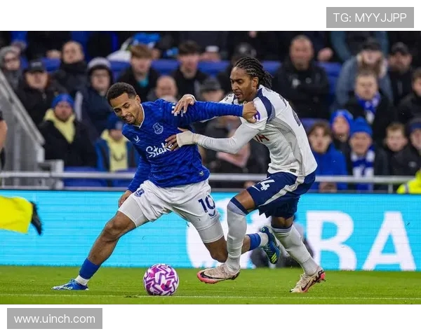 热刺主场迎战埃佛顿期待三分争夺激烈对决再续英超传奇